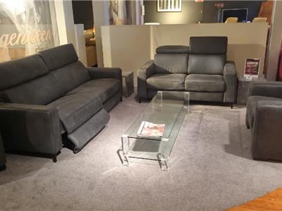Lederland EINDHOVEN Showroommodel Hero 2.5 electr,  2 zit vast en fauteuil